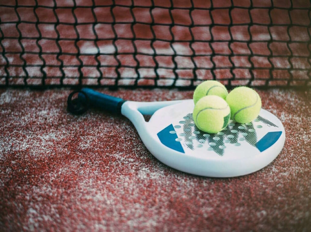 Padel Platz buchen